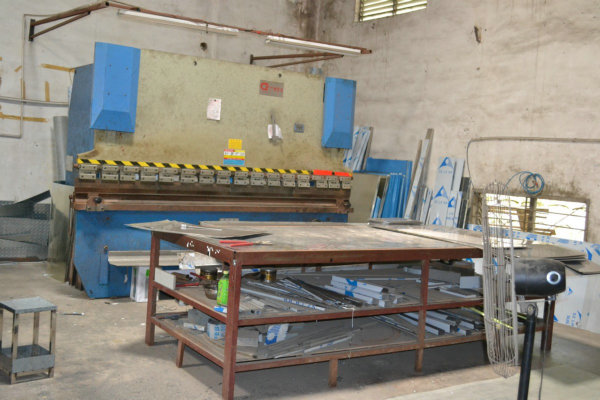 小妹24小時(shí)喝茶 - 百度